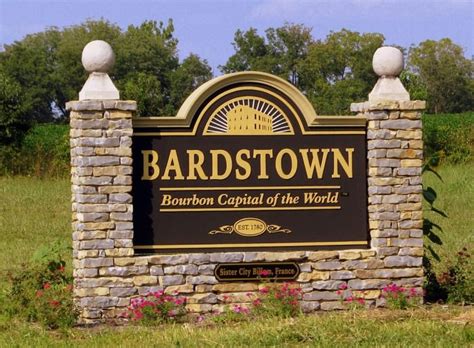 Welcome To Bardstown In 2020 Bardstown Bardstown Kentucky Day Trip