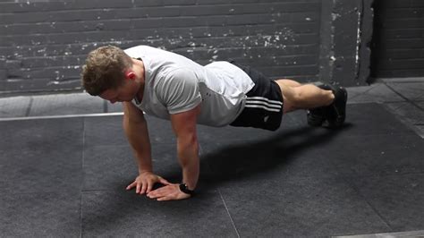 Push Ups Close Triceps Position Exercise Videos And Guides Fitzport