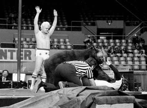 Heres A Look At The History Of Bear Wrestling In Shreveport Bossier