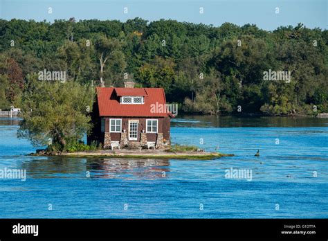 New York Thousand Islands Tiny House On Island Stock