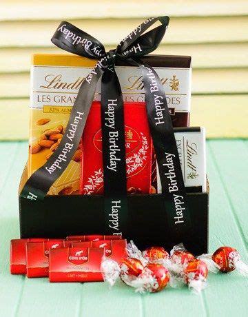 (box size 16 x 11 x 2.2cm) 3 x lindt lindor chocolate bars (milk) 2 x lindt lindor chocolate bars (orange) 2 x Buy Birthday Lindt Chocolate Delight Online | Birthday ...