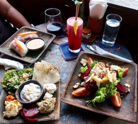 Best Healthy Restaurants in Ubud: 5 Amazing Vegetarian & Vegan Cafes
