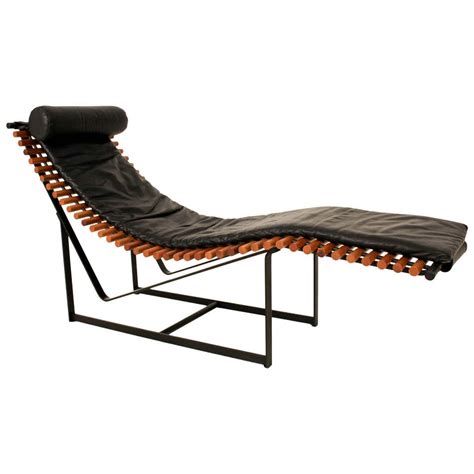 Funky Mid Century Modern Chaise Longue 1970s At 1stdibs