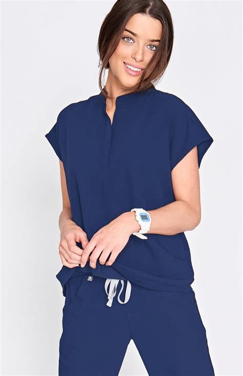 Womens Rafaela Oversized Scrub Top · Figs Medical Scrubs Fashion