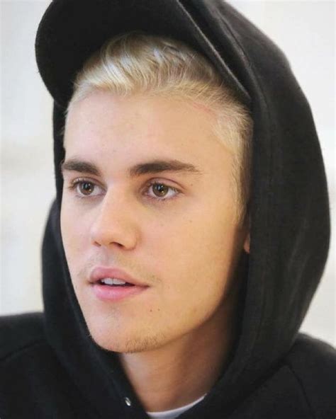 Best Justin Bieber Platinum Blonde Hairstyles