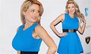 holly madison shows off incredible post pregnancy hourglass shape in fitter blue dress daily