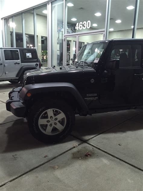 Photos for Tom O'Brien Chrysler Jeep Dodge Ram ...
