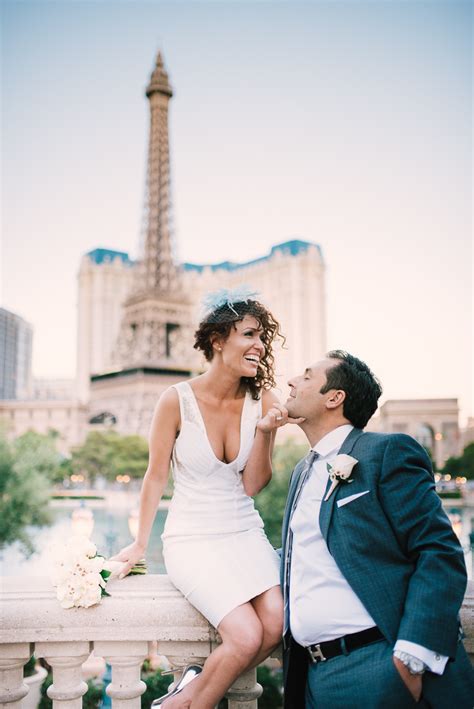 Where to elope in california? Elopement in Las Vegas | Las Vegas Photographer