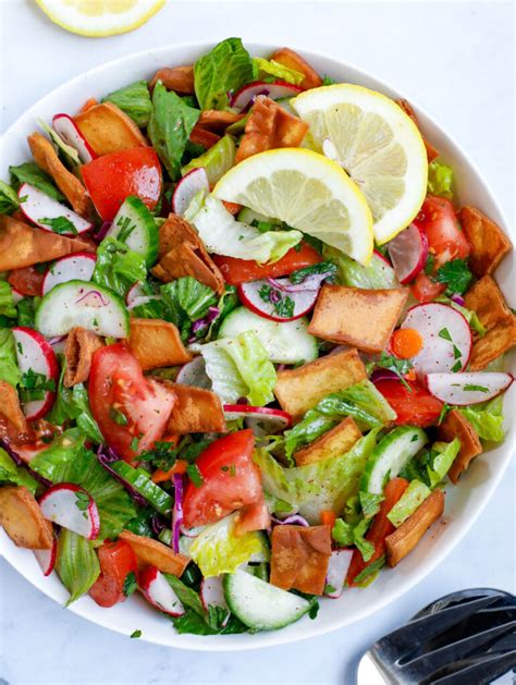 Lebanese Fattoush Salad Cookin With Mima