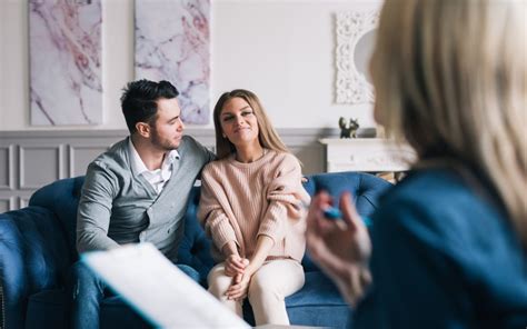 6 Questions To Expect From Your Couples Therapist Willow Oak Therapy