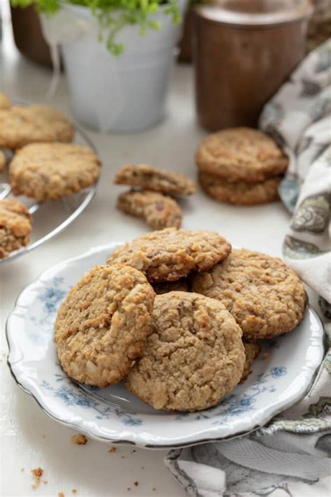 Refined (white) flour and added sugar. Sugar Free Oatmeal Cookies For Diabetics - Best Low Carb ...