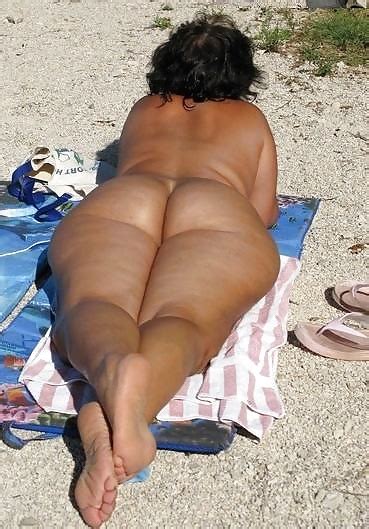 Spying Big Butt Beach Voyeur Candid Mature Booty Free Nude Porn Photos