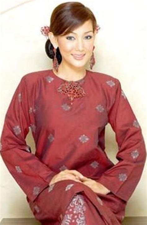 55 Baju Kurung Melayu Songket Inspirasi Terpopuler