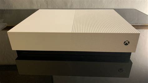 On A Testé La Xbox One S All Digital La Première Console Sans Lecteur