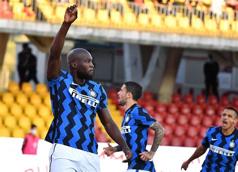 Quanto sono costati davvero lukaku ed eriksen. Da Lukaku a Barella e Eriksen | Focus sugli interisti in ...