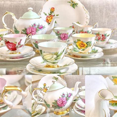 A Stunning Example Of An Unused Harry Wheatcroft’s Six World Famous Roses Tea Set 21 Pc Tea Set