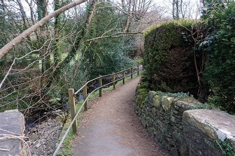 Footpath Leading To The Footbridge Over © John Lucas Cc By Sa20 Geograph Britain And Ireland