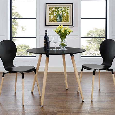 Twenty Dining Tables That Work Great In Small Spaces 2022 Living In