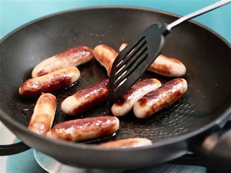 How To Cook Sausages In A Pan On Low Heat With Butter Best Way To