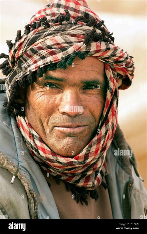 Portrait Of A Man Wearing A Keffiyeh Hi Res Stock Photography And