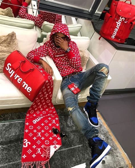 Pin By On Drippyfits Supreme Clothing Hypebeast Outfit