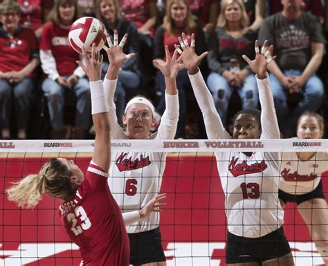 Photos Husker Volleyball Puts The Hammer Down In Sweep Galleries