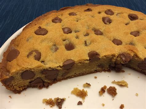 It was a huge hit, with everyone at the table asking for the recipe! How To Make Chocolate Chip Cookie Cake - Best Recipe Ever! - Melanie Cooks