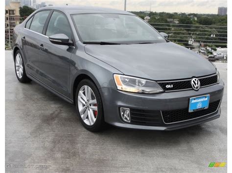 Is there more than one color called platinum grey? 2013 Platinum Gray Metallic Volkswagen Jetta GLI #70926079 ...