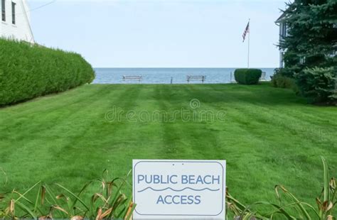 Public Beach Access Stock Image Image Of Sign Path 27520473