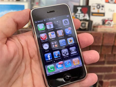 The Original Iphone First Went On Sale 14 Years Ago Today Life In