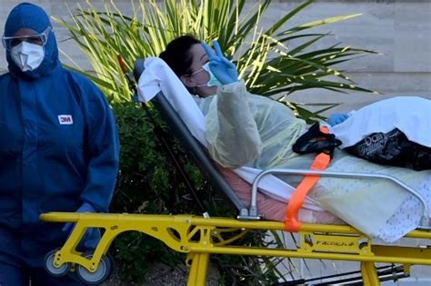 Jika selalu menuruti nafsu akhirnya akan mendapat celaka. Seruan Hati Pasien Korona di Italia: Biarkan Saya Mati di ...