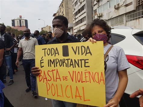 Manifestações Reúnem Dezenas De Jovens Em Luanda Correio Da Kianda Notícias De Angola
