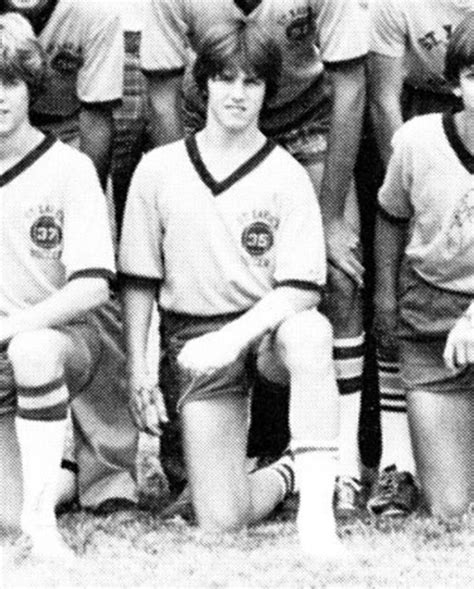 Childhood Photos Of Tom Cruise As A Soccer Player During His Time At