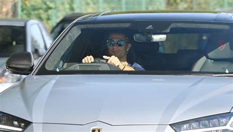 Cristiano Ronaldo A Bordo Del Suo Nuovo Bolide Lamborghini Urus