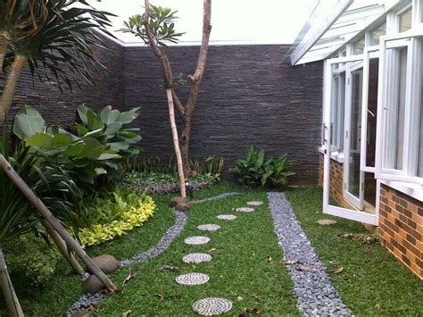 Walaupun secara naluriah ular bisa masuk begitu. Tabur Garam itu Cuma Mitos, 6 Cara ini Baru Mempan Cegah Ular Masuk Rumah dan Halaman