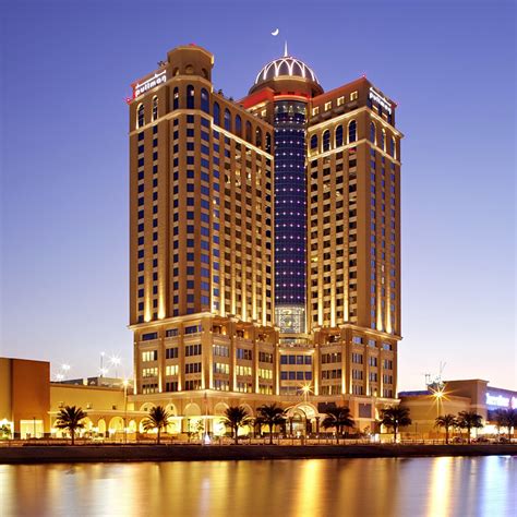 Charter Dubai Hotel Sheraton Mall Of Emirates 5 Alltur