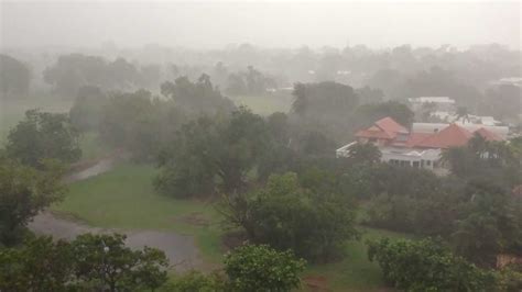 Monsoon Rain In Darwin Nt Youtube