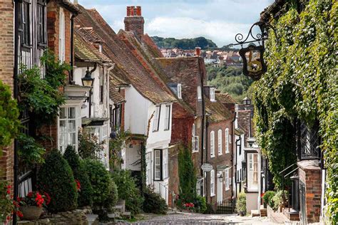 8 Best Small Towns In England