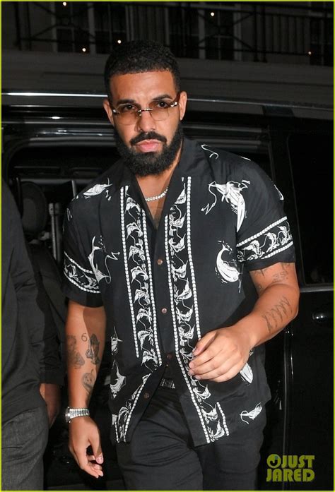 Drake Looks Stylish While Heading To Nobu In London Photo