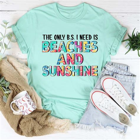 The Only Bs I Need Is Beaches And Sunshine Summer Beach Shirt Hoodie