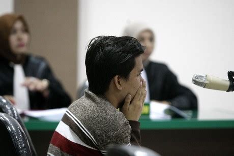 Count Gay Couple Sentenced To Lashes For Violating Sharia Law In