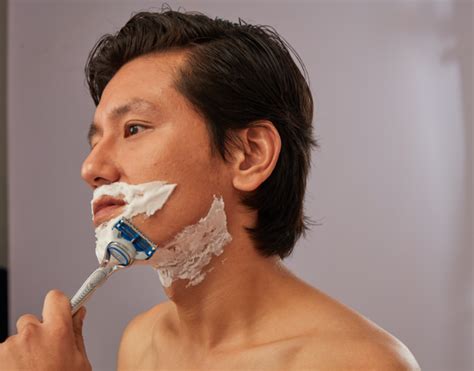 How To Shave In The Direction Of Hair Growth Gillette In