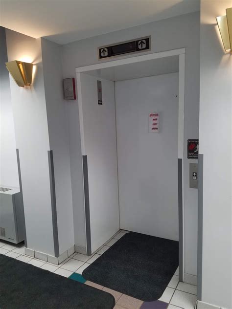 Chicago Elevator Maintenance Colley Elevator Hydraulic Elevator