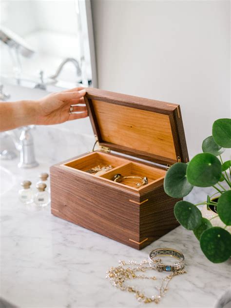 We did not find results for: Gift Ideas for the Person Who Has Everything