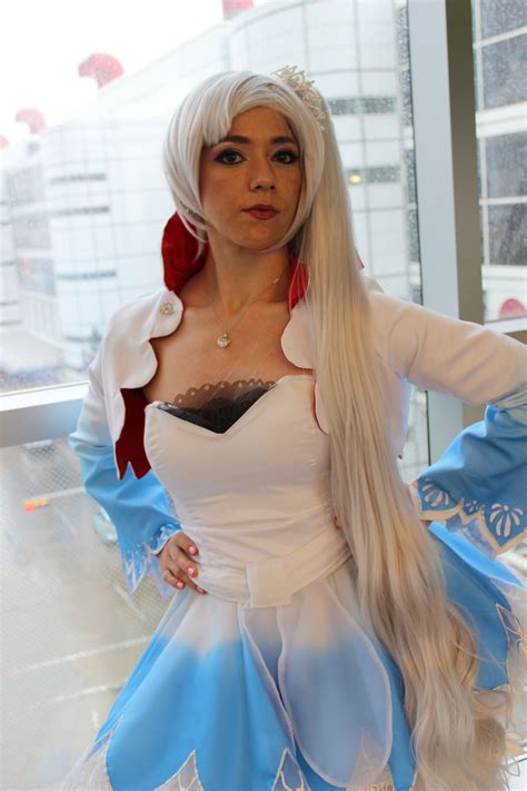 42 Best Weiss Cosplay Images On Pholder Rwby Cosplayers And Notsafeforweiss
