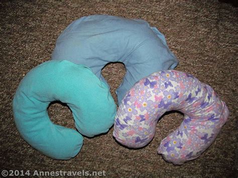 Top 9 neck & shoulder pain pillows. Amazing DIY Neck Pillows for Travelling or Simply Relaxing!