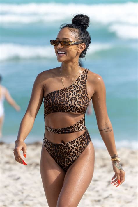 Karrueche Tran In Bikini On The Beach In Miami Hawtcelebs