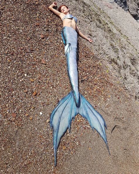 Obraz Może Zawierać 1 Osoba Na Zewnątrz Fin Fun Mermaid Tails