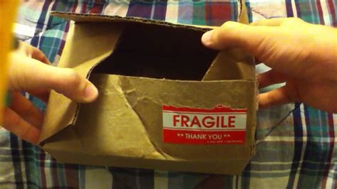 How To Fold A Cardboard Box Closed Youtube