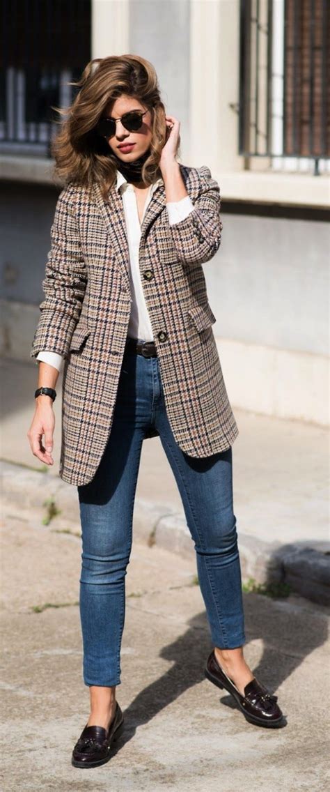 35 Casual Work Outfits With Flats For Every Women